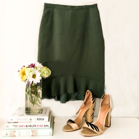 Anthropologie Dresses & Skirts - 💲⬇️! Anthropologie Flounced Hem Pencil Skirt